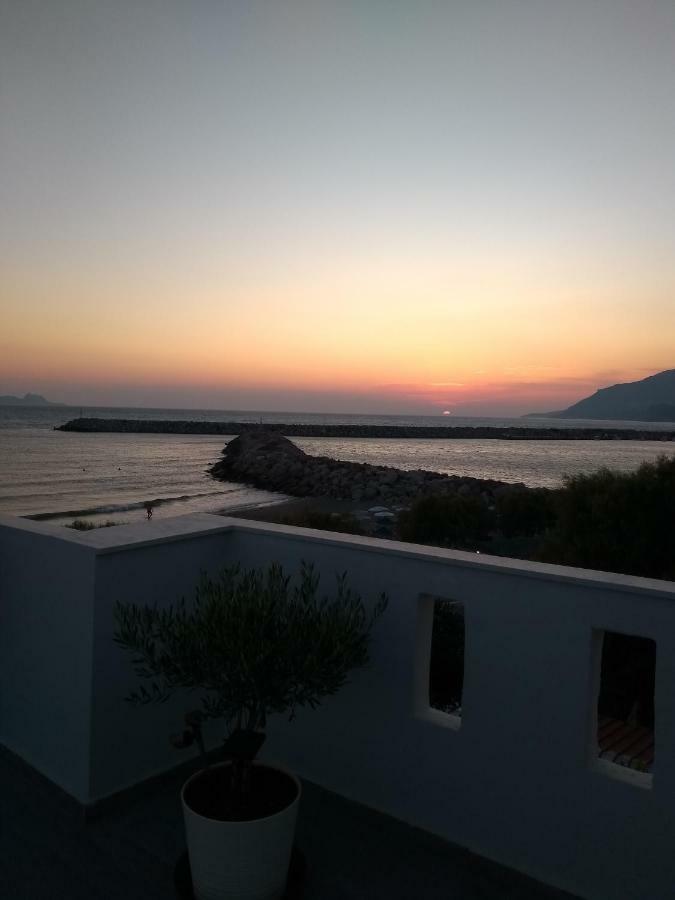 Apartamento Golden Sun Kokkinos Pirgos Exterior foto